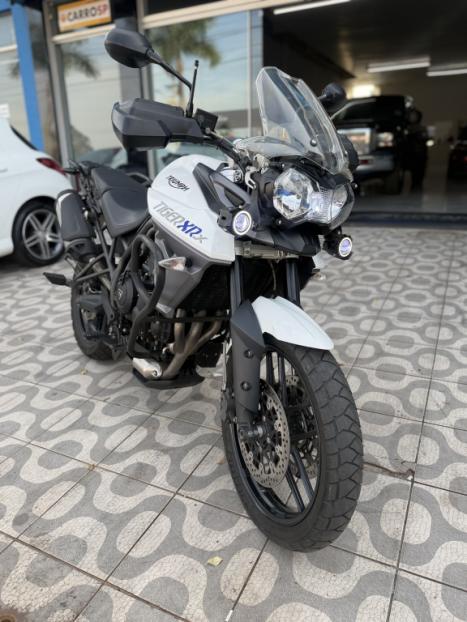 TRIUMPH Tiger 800 XRX, Foto 2