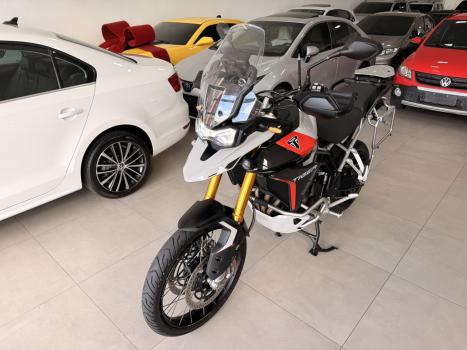 TRIUMPH Tiger 900 RALLY PR�, Foto 1