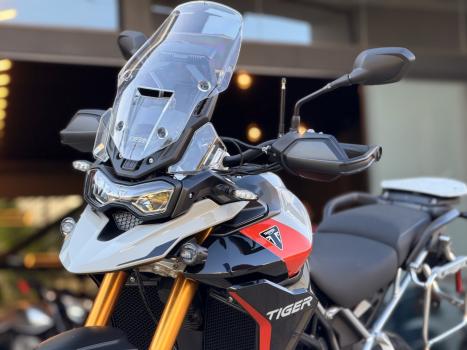 TRIUMPH Tiger 900 RALLY PR�, Foto 3