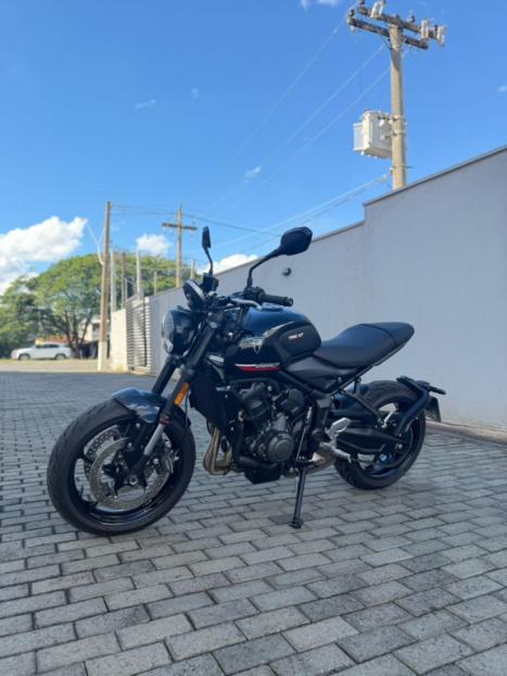 TRIUMPH Trident 660 , Foto 2