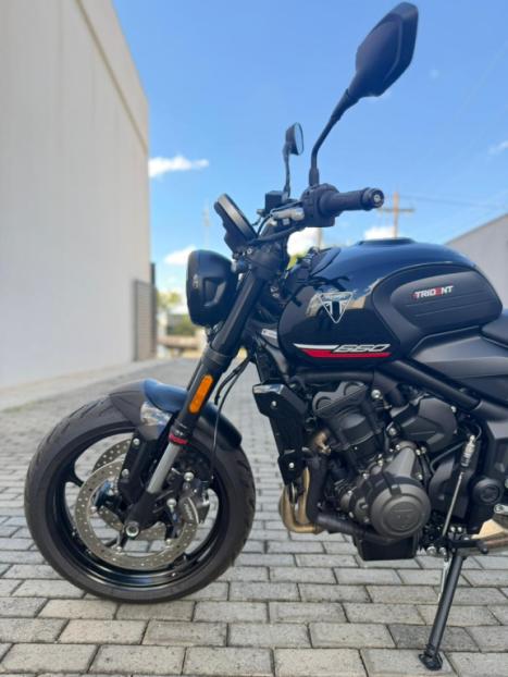 TRIUMPH Trident 660 , Foto 4