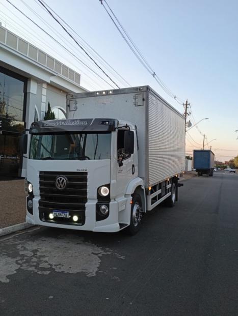 VOLKSWAGEN 15-190 , Foto 1