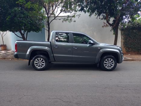 VOLKSWAGEN Amarok 2.0 16V 4X4 CABINE DUPLA TRENDLINE TURBO INTERCOOLER AUTOMTICO, Foto 4