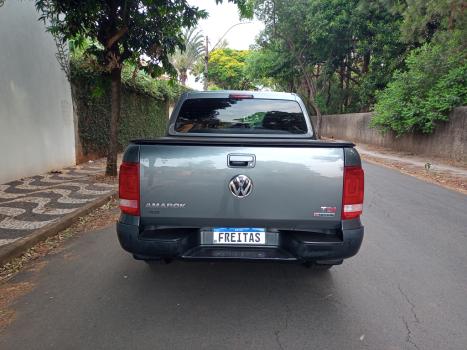 VOLKSWAGEN Amarok 2.0 16V 4X4 CABINE DUPLA TRENDLINE TURBO INTERCOOLER AUTOMTICO, Foto 9