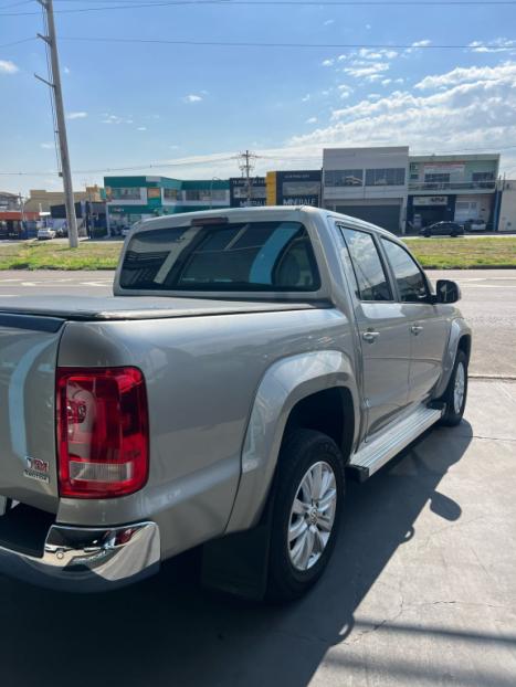 VOLKSWAGEN Amarok 2.0 16V 4X4 CABINE DUPLA HIGHLINE TURBO INTERCOOLER AUTOMÁTICO, Foto 2 VOLKSWAGEN Amarok 2.0 16V 4X4 CABINE DUPLA HIGHLINE TURBO INTERCOOLER AUTOMÁTICO, Foto 2
