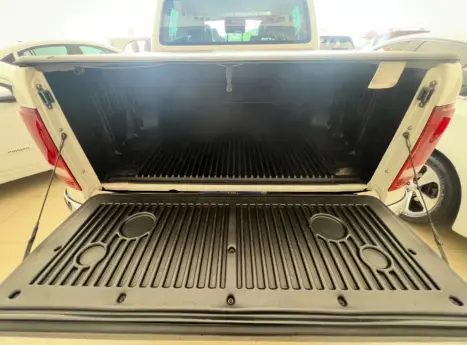 VOLKSWAGEN Amarok 2.0 16V 4X4 CABINE DUPLA HIGHLINE TURBO INTERCOOLER AUTOMTICO, Foto 8