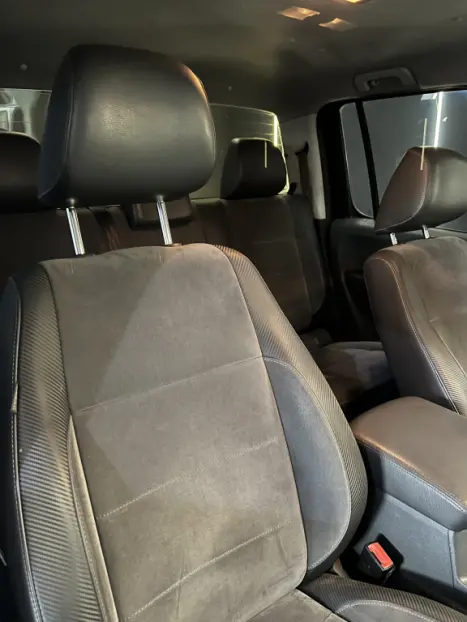 VOLKSWAGEN Amarok 2.0 16V 4X4 CABINE DUPLA HIGHLINE ULTIMATE TURBO INTERCOOLER AUTOMTICO, Foto 6