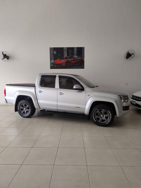 VOLKSWAGEN Amarok 2.0 16V 4X4 CABINE DUPLA TRENDLINE TURBO INTERCOOLER AUTOM�TICO, Foto 2