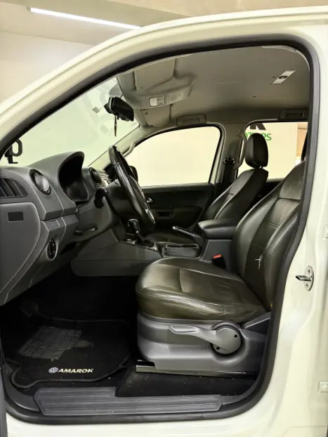VOLKSWAGEN Amarok 2.0 16V 4X4 CABINE DUPLA TRENDLINE TURBO INTERCOOLER AUTOM�TICO, Foto 7