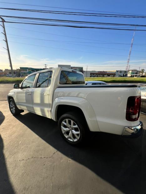 VOLKSWAGEN Amarok 2.0 16V 4X4 CABINE DUPLA HIGHLINE TURBO INTERCOOLER AUTOM�TICO, Foto 2