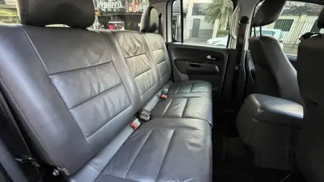 VOLKSWAGEN Amarok 2.0 16V 4X4 CABINE DUPLA HIGHLINE TURBO INTERCOOLER AUTOM�TICO, Foto 8