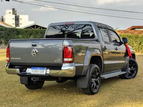 VOLKSWAGEN Amarok 3.0 V6 CABINE DUPLA HIGHLINE 4X4 TURBO INTERCOOLER AUTOMTICO, Foto 8