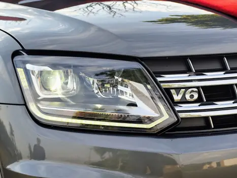 VOLKSWAGEN Amarok 3.0 V6 CABINE DUPLA HIGHLINE 4X4 TURBO INTERCOOLER AUTOMTICO, Foto 12