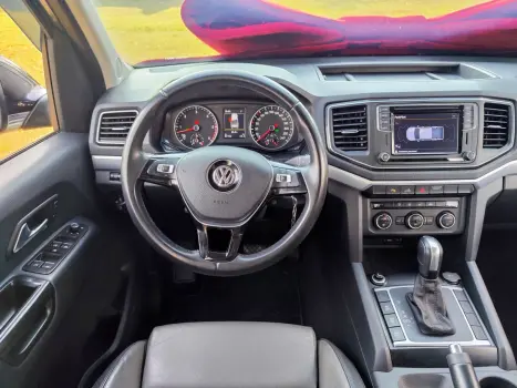 VOLKSWAGEN Amarok 3.0 V6 CABINE DUPLA HIGHLINE 4X4 TURBO INTERCOOLER AUTOMTICO, Foto 13