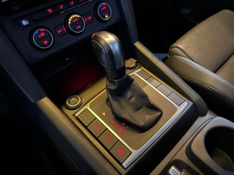 VOLKSWAGEN Amarok 3.0 V6 CABINE DUPLA HIGHLINE 4X4 TURBO INTERCOOLER AUTOMTICO, Foto 15