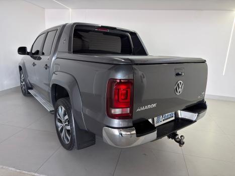 VOLKSWAGEN Amarok 3.0 V6 CABINE DUPLA HIGHLINE EXTREME 4X4 TURBO INTERCOOLER AUTOMÁTICO, Foto 13 VOLKSWAGEN Amarok 3.0 V6 CABINE DUPLA HIGHLINE EXTREME 4X4 TURBO INTERCOOLER AUTOMÁTICO, Foto 13