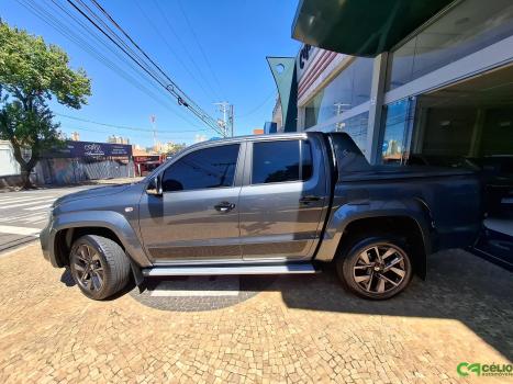 VOLKSWAGEN Amarok 3.0 V6 CABINE DUPLA HIGHLINE EXTREME 4X4 TURBO INTERCOOLER AUTOMÁTICO, Foto 10 VOLKSWAGEN Amarok 3.0 V6 CABINE DUPLA HIGHLINE EXTREME 4X4 TURBO INTERCOOLER AUTOMÁTICO, Foto 10