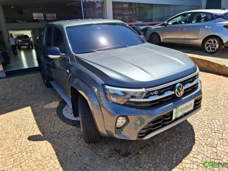 VOLKSWAGEN Amarok 3.0 V6 CABINE DUPLA HIGHLINE EXTREME 4X4 TURBO INTERCOOLER AUTOMÁTICO, Foto 11 VOLKSWAGEN Amarok 3.0 V6 CABINE DUPLA HIGHLINE EXTREME 4X4 TURBO INTERCOOLER AUTOMÁTICO, Foto 11