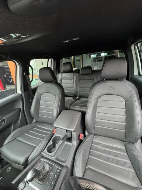 VOLKSWAGEN Amarok 3.0 V6 CABINE DUPLA HIGHLINE EXTREME 4X4 TURBO INTERCOOLER AUTOM�TICO, Foto 6