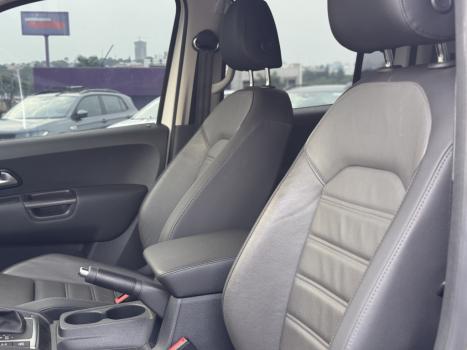 VOLKSWAGEN Amarok 3.0 V6 CABINE DUPLA HIGHLINE 4X4 TURBO INTERCOOLER AUTOMÁTICO, Foto 7 VOLKSWAGEN Amarok 3.0 V6 CABINE DUPLA HIGHLINE 4X4 TURBO INTERCOOLER AUTOMÁTICO, Foto 7