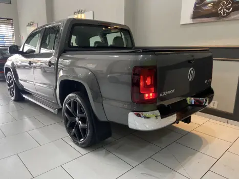 VOLKSWAGEN Amarok 3.0 V6 CABINE DUPLA HIGHLINE 4X4 TURBO INTERCOOLER AUTOMTICO, Foto 2