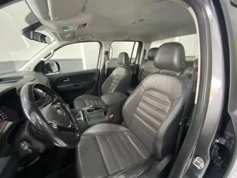 VOLKSWAGEN Amarok 3.0 V6 CABINE DUPLA HIGHLINE 4X4 TURBO INTERCOOLER AUTOMTICO, Foto 7