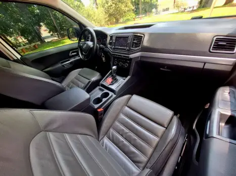 VOLKSWAGEN Amarok 3.0 V6 CABINE DUPLA HIGHLINE 4X4 TURBO INTERCOOLER AUTOMTICO, Foto 15