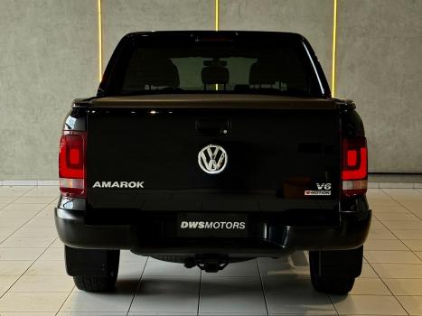 VOLKSWAGEN Amarok 3.0 V6 CABINE DUPLA HIGHLINE EXTREME 4X4 TURBO INTERCOOLER AUTOM�TICO, Foto 8