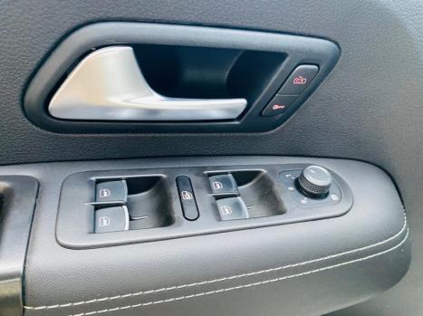 VOLKSWAGEN Amarok 3.0 V6 CABINE DUPLA HIGHLINE 4X4 TURBO INTERCOOLER AUTOM�TICO, Foto 12