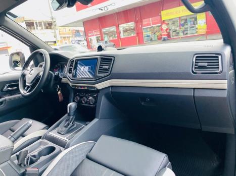 VOLKSWAGEN Amarok 3.0 V6 CABINE DUPLA HIGHLINE 4X4 TURBO INTERCOOLER AUTOM�TICO, Foto 17