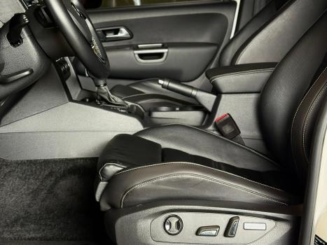 VOLKSWAGEN Amarok 3.0 V6 CABINE DUPLA HIGHLINE EXTREME 4X4 TURBO INTERCOOLER AUTOM�TICO, Foto 13