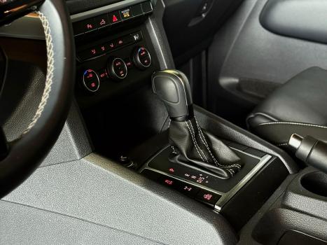 VOLKSWAGEN Amarok 3.0 V6 CABINE DUPLA HIGHLINE EXTREME 4X4 TURBO INTERCOOLER AUTOM�TICO, Foto 17