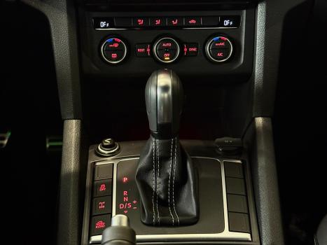 VOLKSWAGEN Amarok 3.0 V6 CABINE DUPLA HIGHLINE EXTREME 4X4 TURBO INTERCOOLER AUTOM�TICO, Foto 18