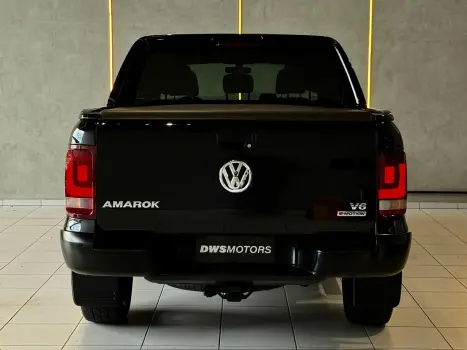 VOLKSWAGEN Amarok 3.0 V6 CABINE DUPLA HIGHLINE EXTREME 4X4 TURBO INTERCOOLER AUTOM�TICO, Foto 8