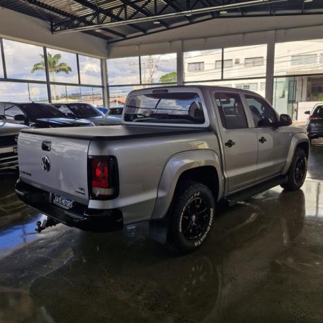 VOLKSWAGEN Amarok 3.0 V6 CABINE DUPLA COMFORT 4X4 TURBO INTERCOOLER AUTOM�TICO, Foto 8