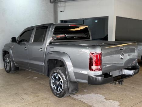 VOLKSWAGEN Amarok 3.0 V6 CABINE DUPLA COMFORT 4X4 TURBO INTERCOOLER AUTOM�TICO, Foto 9