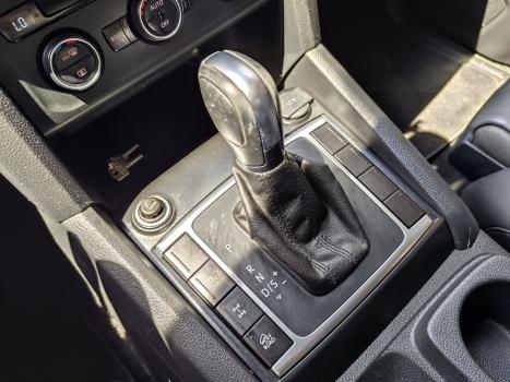 VOLKSWAGEN Amarok 3.0 V6 CABINE DUPLA HIGHLINE 4X4 TURBO INTERCOOLER AUTOM�TICO, Foto 18
