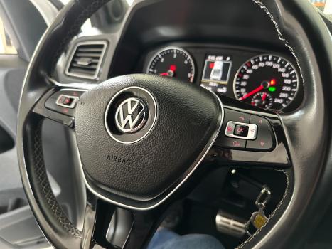 VOLKSWAGEN Amarok 3.0 V6 CABINE DUPLA HIGHLINE EXTREME 4X4 TURBO INTERCOOLER AUTOM�TICO, Foto 10