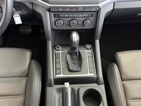 VOLKSWAGEN Amarok 3.0 V6 CABINE DUPLA HIGHLINE 4X4 TURBO INTERCOOLER AUTOM�TICO, Foto 17
