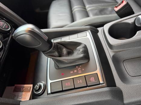 VOLKSWAGEN Amarok 3.0 V6 CABINE DUPLA HIGHLINE EXTREME 4X4 TURBO INTERCOOLER AUTOM�TICO, Foto 14