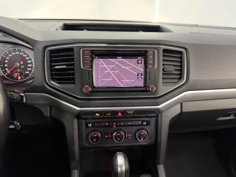 VOLKSWAGEN Amarok 3.0 V6 CABINE DUPLA HIGHLINE 4X4 TURBO INTERCOOLER AUTOM�TICO, Foto 6