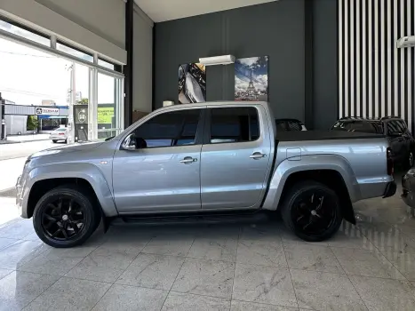 VOLKSWAGEN Amarok 3.0 V6 CABINE DUPLA HIGHLINE 4X4 TURBO INTERCOOLER AUTOM�TICO, Foto 8