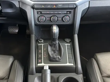 VOLKSWAGEN Amarok 3.0 V6 CABINE DUPLA HIGHLINE 4X4 TURBO INTERCOOLER AUTOM�TICO, Foto 16