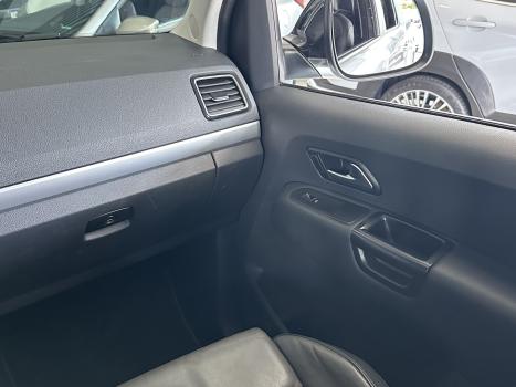 VOLKSWAGEN Amarok 3.0 V6 CABINE DUPLA HIGHLINE 4X4 TURBO INTERCOOLER AUTOM�TICO, Foto 17