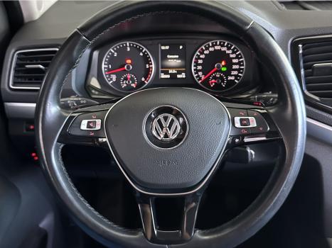 VOLKSWAGEN Amarok 3.0 V6 CABINE DUPLA HIGHLINE 4X4 TURBO INTERCOOLER AUTOM�TICO, Foto 19