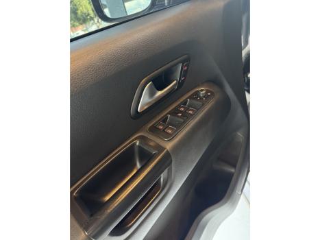 VOLKSWAGEN Amarok 3.0 V6 CABINE DUPLA HIGHLINE 4X4 TURBO INTERCOOLER AUTOM�TICO, Foto 8