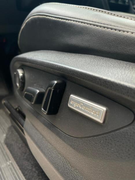 VOLKSWAGEN Amarok 3.0 V6 CABINE DUPLA HIGHLINE EXTREME 4X4 TURBO INTERCOOLER AUTOM�TICO, Foto 26