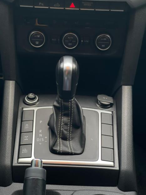 VOLKSWAGEN Amarok 3.0 V6 CABINE DUPLA HIGHLINE EXTREME 4X4 TURBO INTERCOOLER AUTOM�TICO, Foto 39