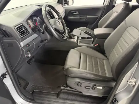 VOLKSWAGEN Amarok 3.0 V6 CABINE DUPLA HIGHLINE 4X4 TURBO INTERCOOLER AUTOM�TICO, Foto 6
