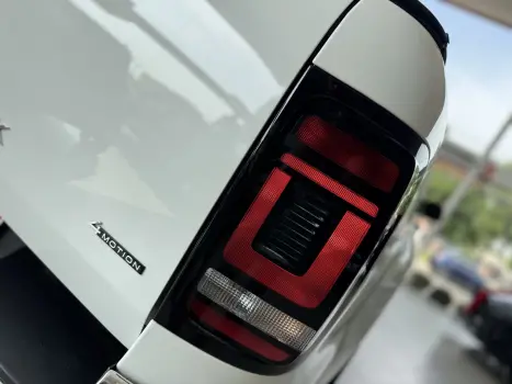 VOLKSWAGEN Amarok 3.0 V6 CABINE DUPLA COMFORT 4X4 TURBO INTERCOOLER AUTOM�TICO, Foto 8